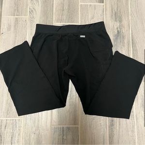 Figs Kade Cargo Scrub Pants